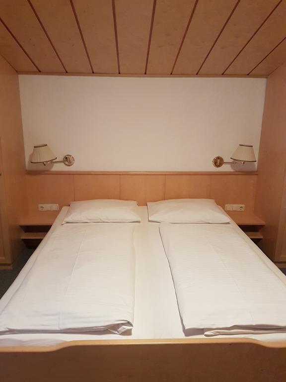 Apartpension Kappacher Kaprun Buitenkant foto